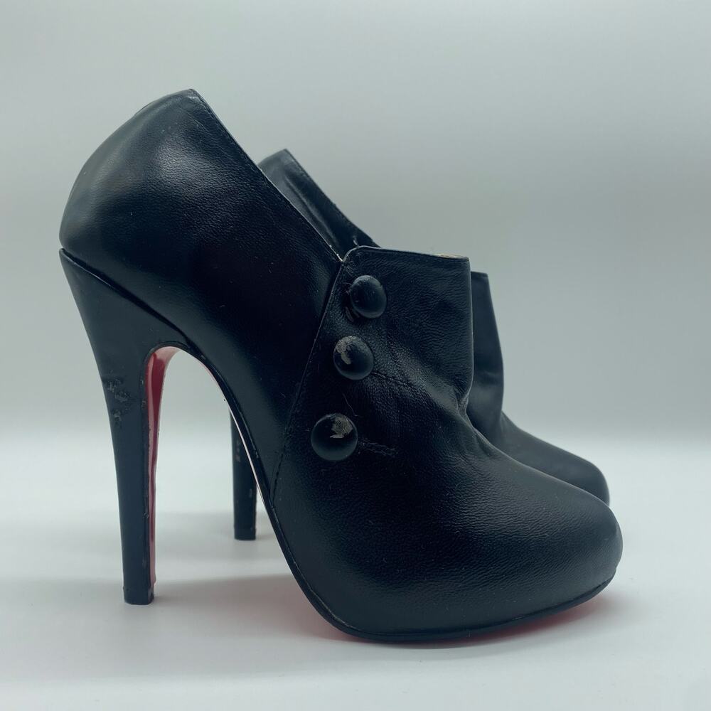 Christian Louboutin Black Leather C’est Moi Ankle Booties Red Bottom 36 / 5.5